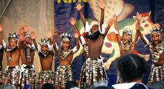 Zulu-Tanz beim Spielfest »Eine Welt«